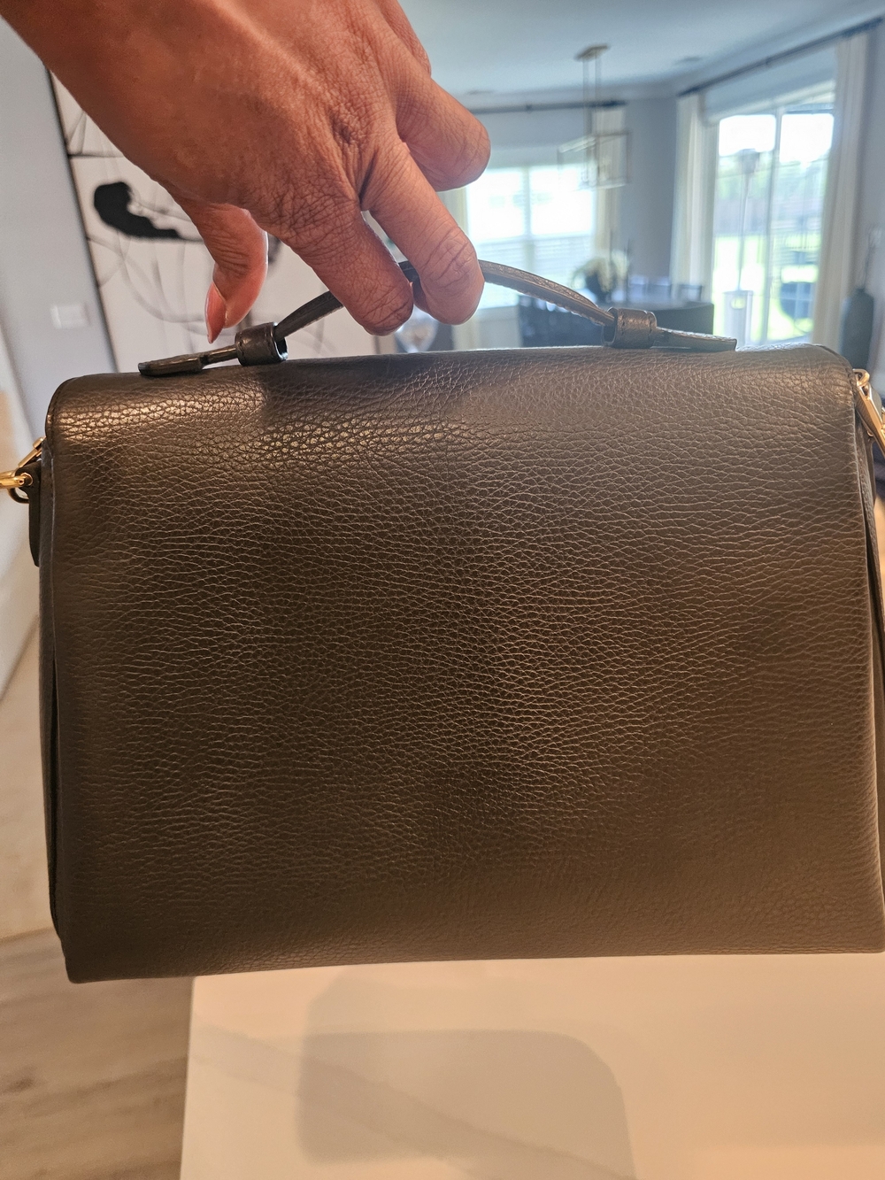 Gucci Black Leather Shoulder Bag with Gold Chain and GG Logo - Picture 5 of 7
